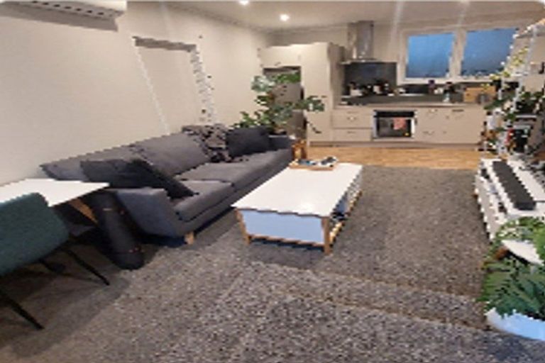 Photo of property in 3 Atlanta Grove, Brooklyn, Wellington, 6021