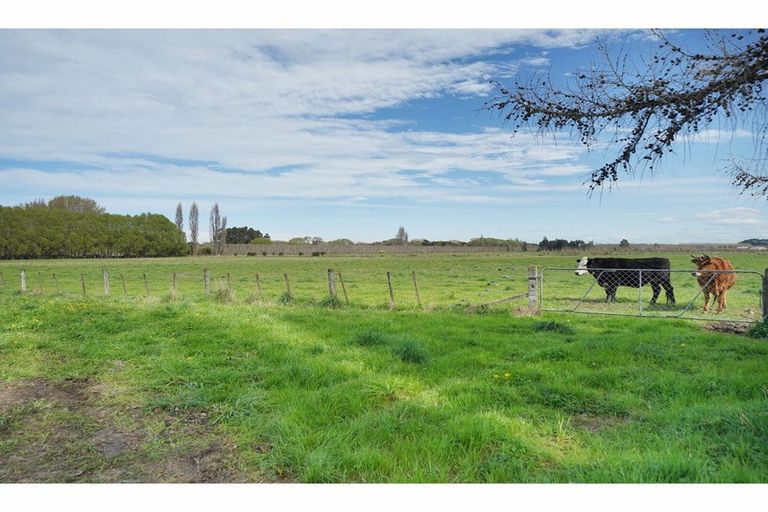 Photo of property in 1724 Springs Road, Lincoln, Christchurch, 7674