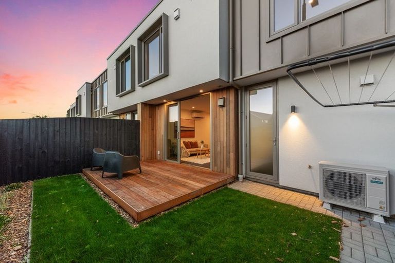 Photo of property in 1/149 Edgeware Road, St Albans, Christchurch, 8014