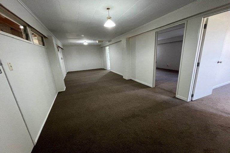 Photo of property in 105 Bleakhouse Road, Howick, Auckland, 2014