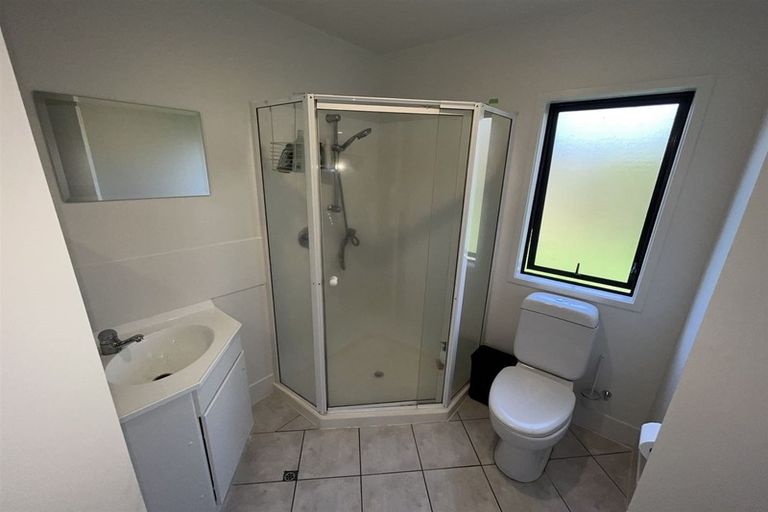 Photo of property in 20/3 The Avenue, Albany, Auckland, 0632