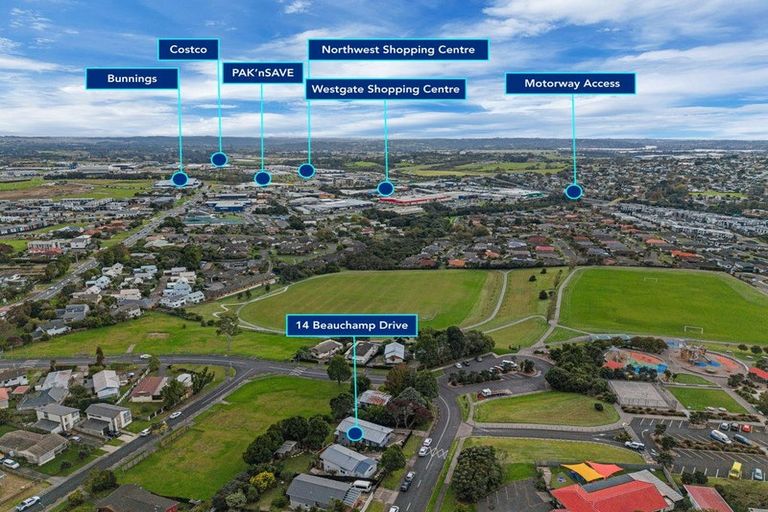Photo of property in 14 Beauchamp Drive, Massey, Auckland, 0614