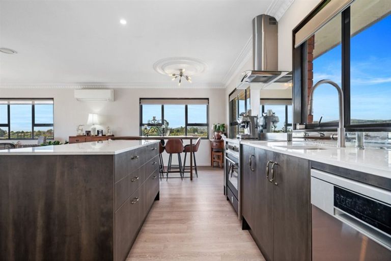 Photo of property in 10 Taumata Place, Hairini, Tauranga, 3112