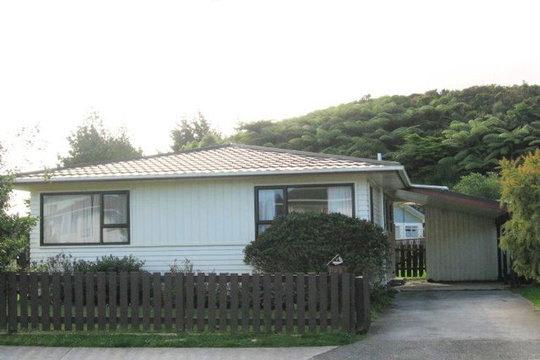 Photo of property in 22 Ilam Grove, Kelson, Lower Hutt, 5010