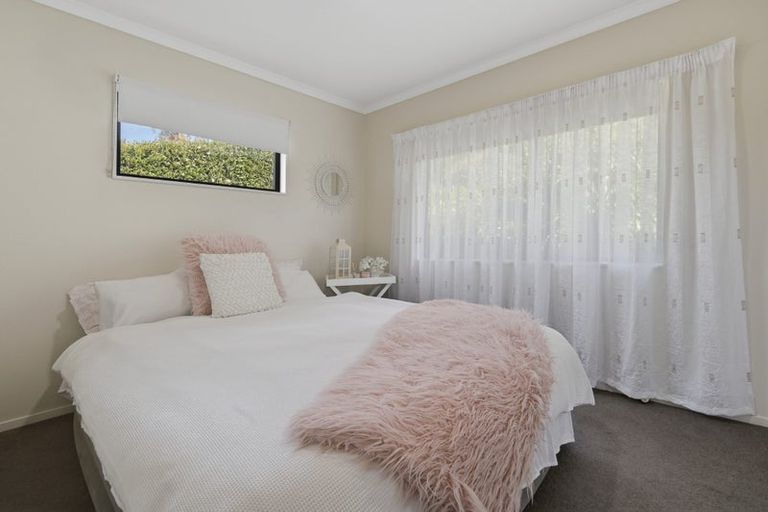 Photo of property in 43 Highgrove Place, Bethlehem, Tauranga, 3110