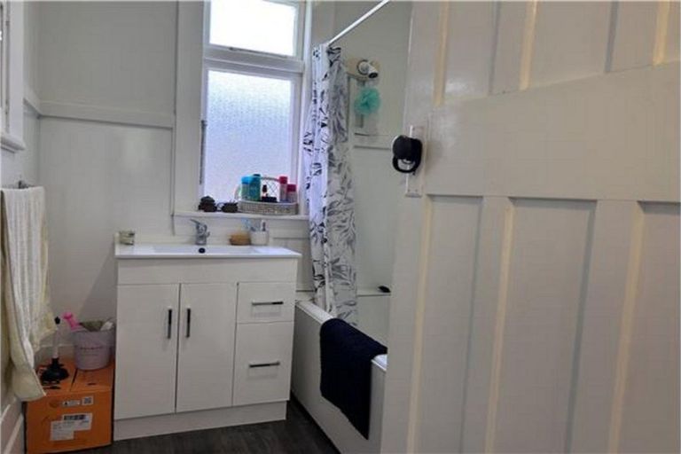 Photo of property in 6 Marcroft Street, Woolston, Christchurch, 8062