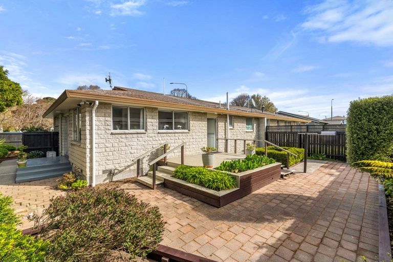 Photo of property in 1/204a Riccarton Road, Riccarton, Christchurch, 8041