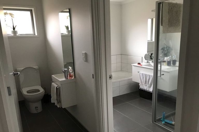 Photo of property in 79 Valley Road, Pukekohe, 2120