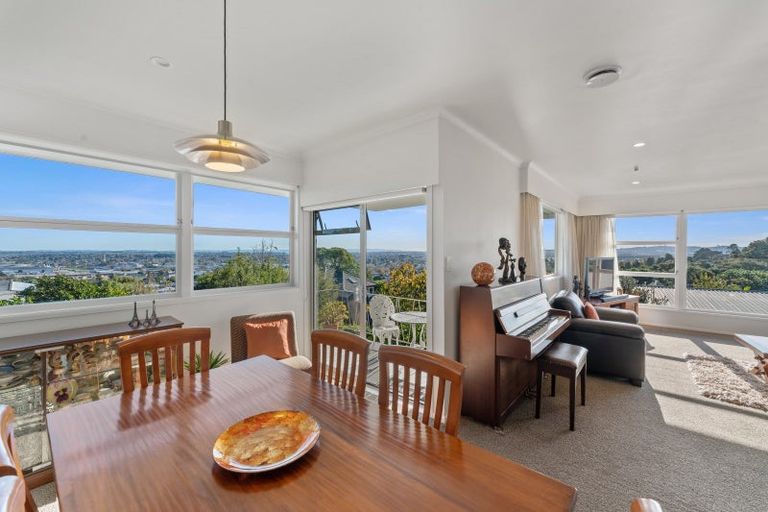 Photo of property in 21 Brooke Road, Red Hill, Papakura, 2110