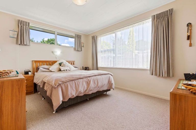 Photo of property in 4a Bata Place, Pomare, Rotorua, 3015