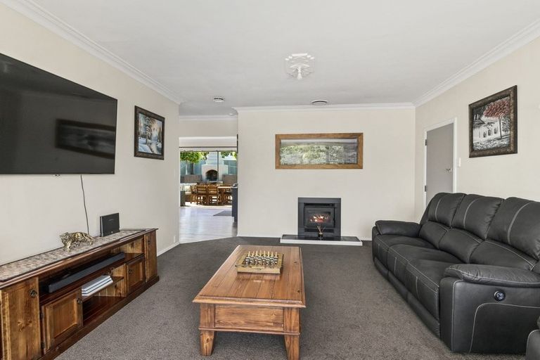 Photo of property in 204 Tiro Tiro Road, Levin, 5510