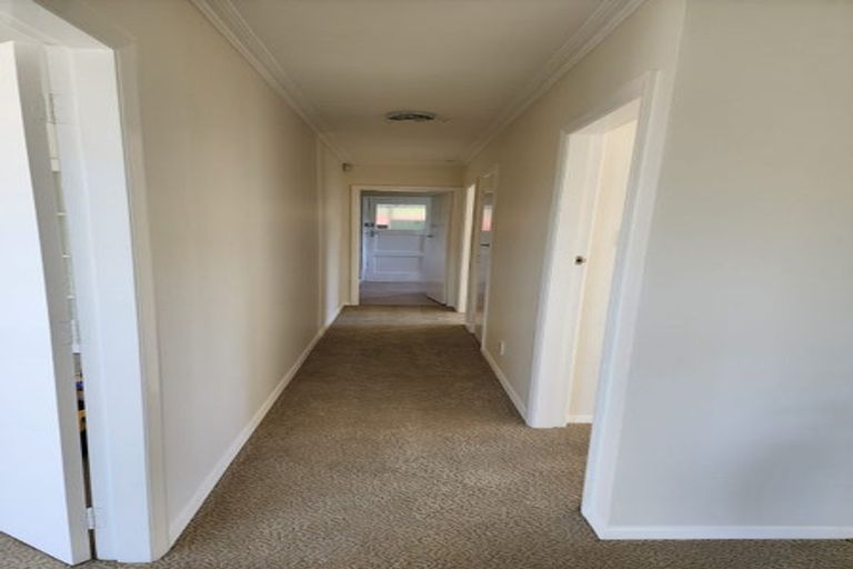 Photo of property in 2 View Road, Houghton Bay, Wellington, 6023