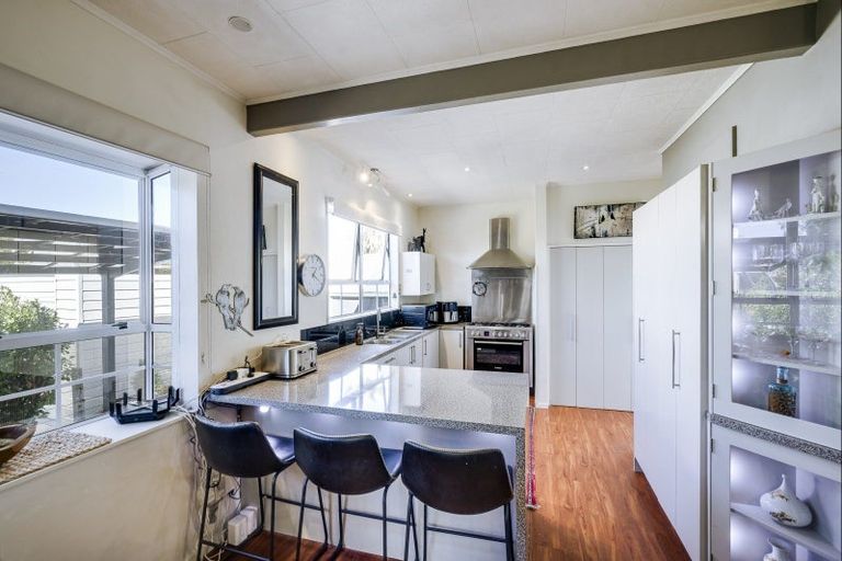 Photo of property in 14 Moeller Street, Taradale, Napier, 4112