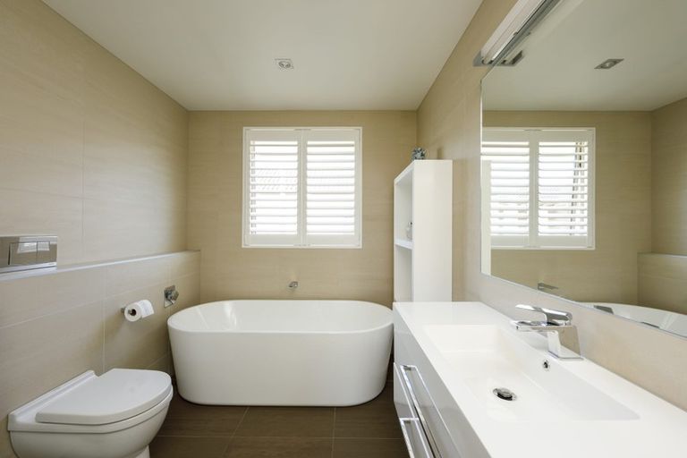 Photo of property in 176 Clyde Road, Burnside, Christchurch, 8053