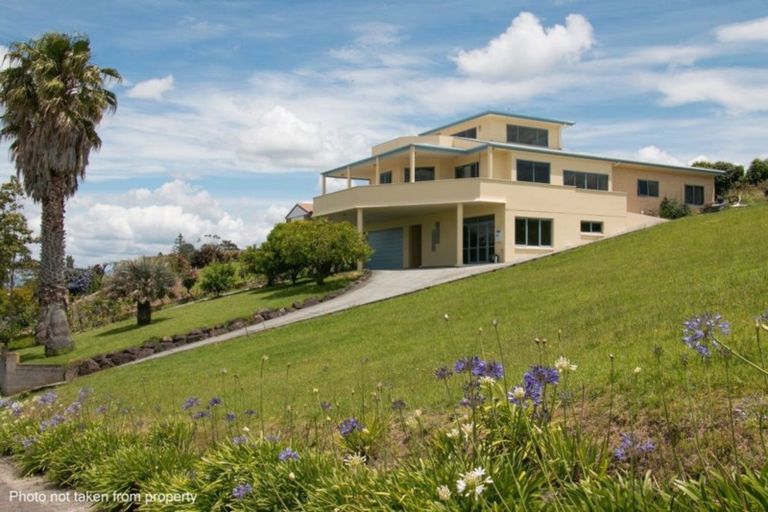 Photo of property in 3 Denby Close, Athenree, Katikati, 3177