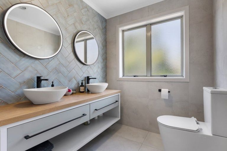 Photo of property in 218 Valley Road, Mount Maunganui, 3116