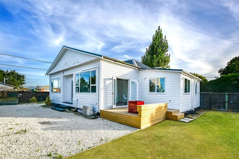 Photo of property in 279 Pages Road, Wainoni, Christchurch, 8061