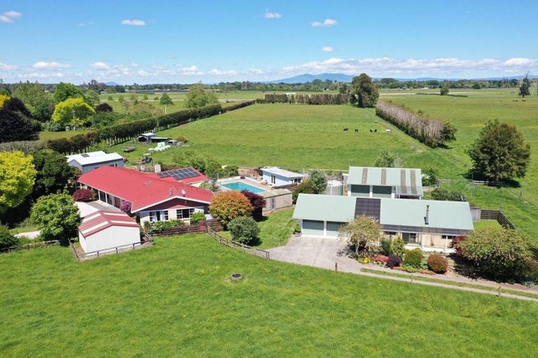 Photo of property in 154 Hoeka Road, Matangi, Hamilton, 3284