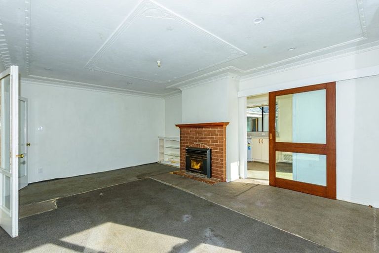 Photo of property in 46 Athol Terrace, Upper Riccarton, Christchurch, 8041
