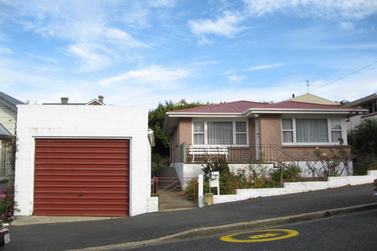 Photo of property in 23 Preston Crescent, Belleknowes, Dunedin, 9011