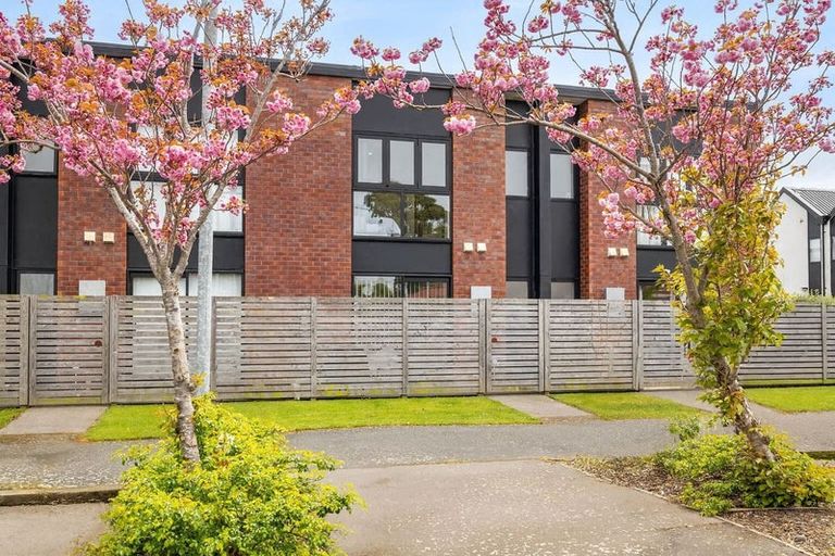 Photo of property in 16/17 Warwick Street, Richmond, Christchurch, 8013