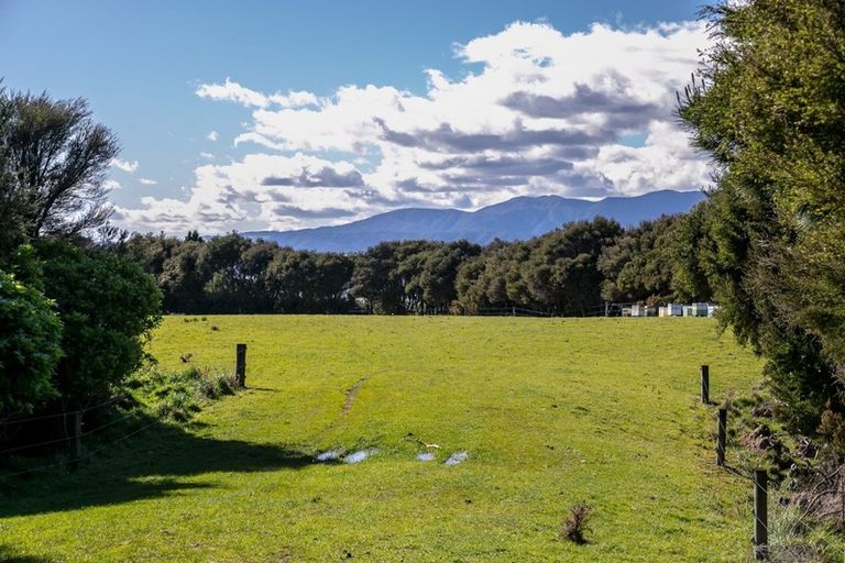 Photo of property in 2943a Western Lake Road, Western Lake, Featherston, 5773