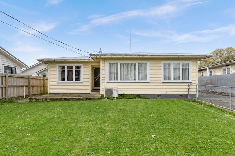 Photo of property in 13 Percy Spiller Avenue, Maraenui, Napier, 4110