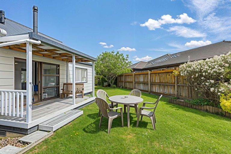 Photo of property in 14b Kauri Drive, Waiuku, 2123
