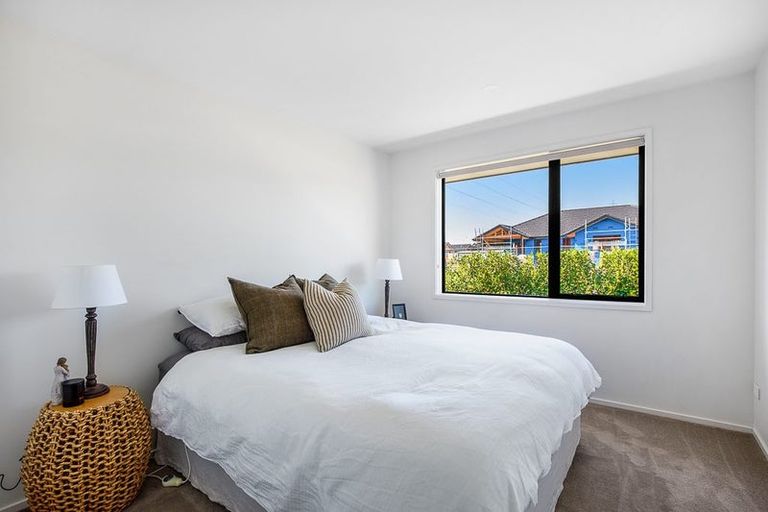 Photo of property in 29 Honeyfield Drive, Whalers Gate, New Plymouth, 4310