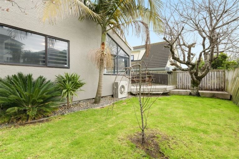 Photo of property in 25b Valley Road, Mount Maunganui, 3116