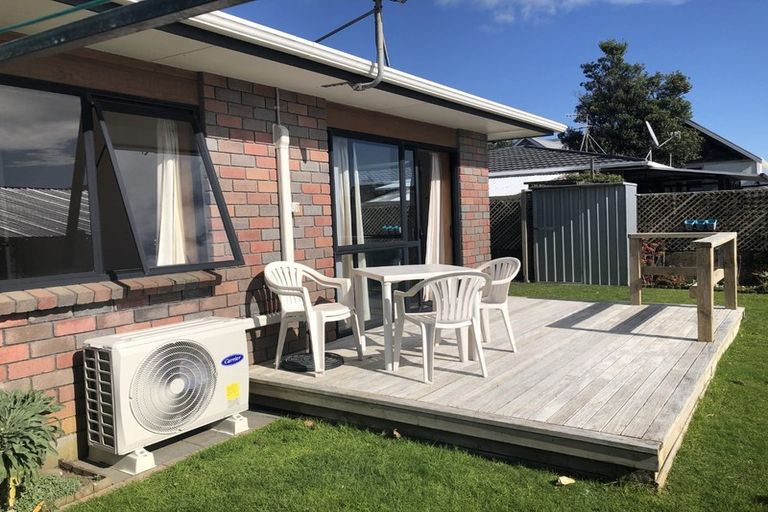 Photo of property in 2/300 Saint Aubyn Street, New Plymouth, 4310