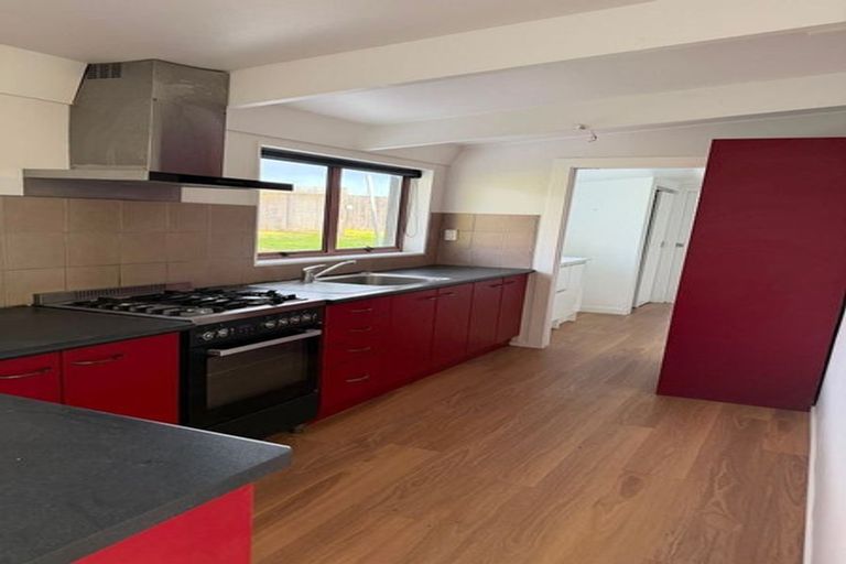 Photo of property in 1/382 Main Road North, Bay View, Napier, 4104