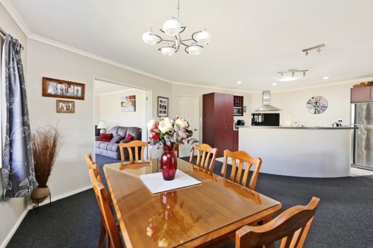 Photo of property in 202 Frimley Oaks, Frimley, Hastings, 4120