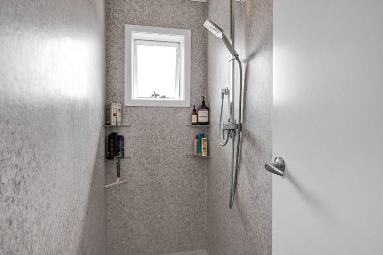 Photo of property in 12 Rennell Street, Frankleigh Park, New Plymouth, 4310