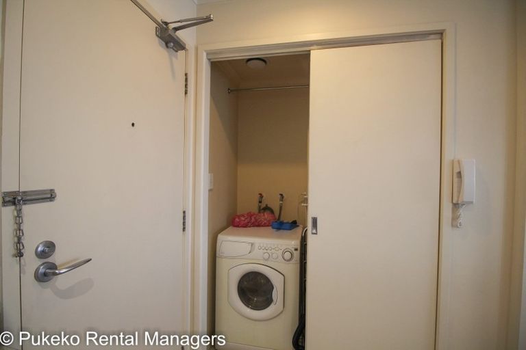 Photo of property in The Rennaissance, 3d/18 Ronwood Avenue, Manukau, Auckland, 2104