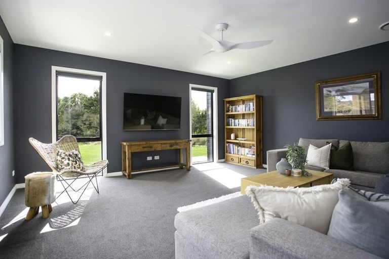 Photo of property in 3/45 Saint Kilda Road, Cambridge, 3434