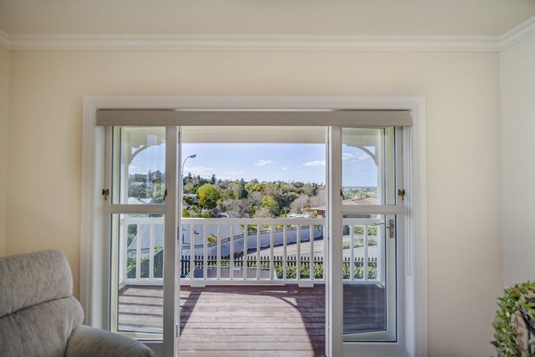 Photo of property in 3 Kavanagh Road, Hospital Hill, Napier, 4110