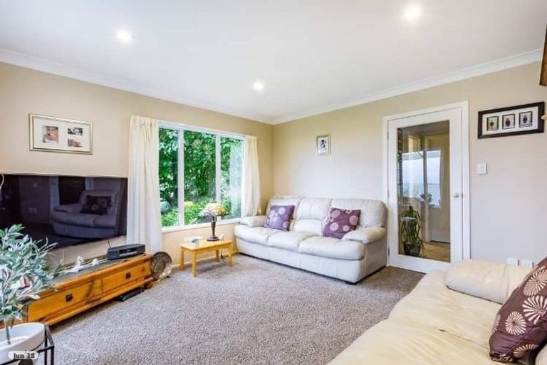Photo of property in 186 Gladstone Road North, Mosgiel, 9024