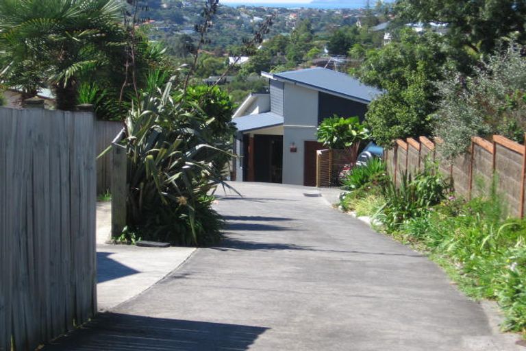 Photo of property in 589e East Coast Road, Browns Bay, Auckland, 0632