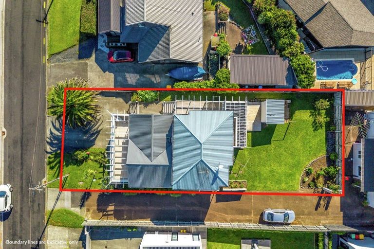 Photo of property in 141 Pah Road, Cockle Bay, Auckland, 2014