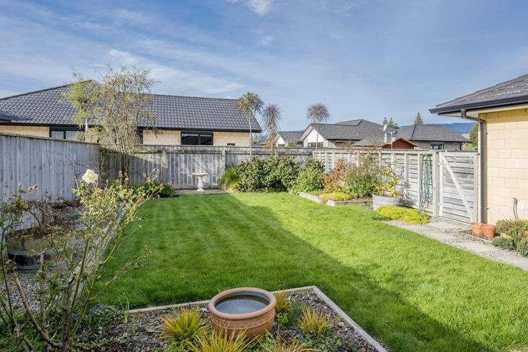 Photo of property in 8 Moy Place, Otaki, 5512
