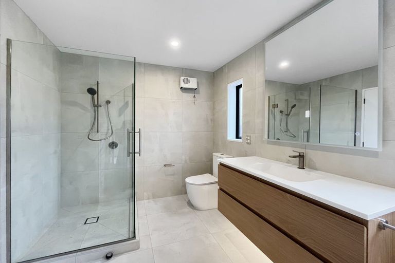 Photo of property in 2/87 Merrin Street, Avonhead, Christchurch, 8042