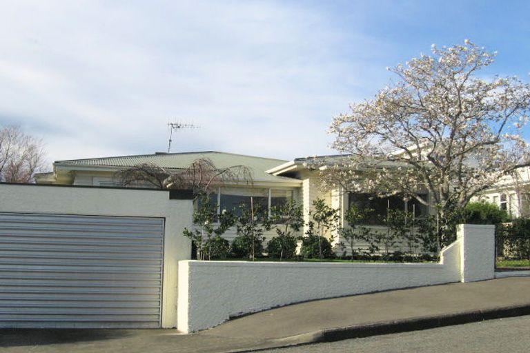 Photo of property in 13 Coleman Terrace, Hospital Hill, Napier, 4110