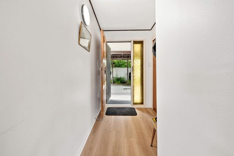 Photo of property in 28 Iles Road, Lynmore, Rotorua, 3010