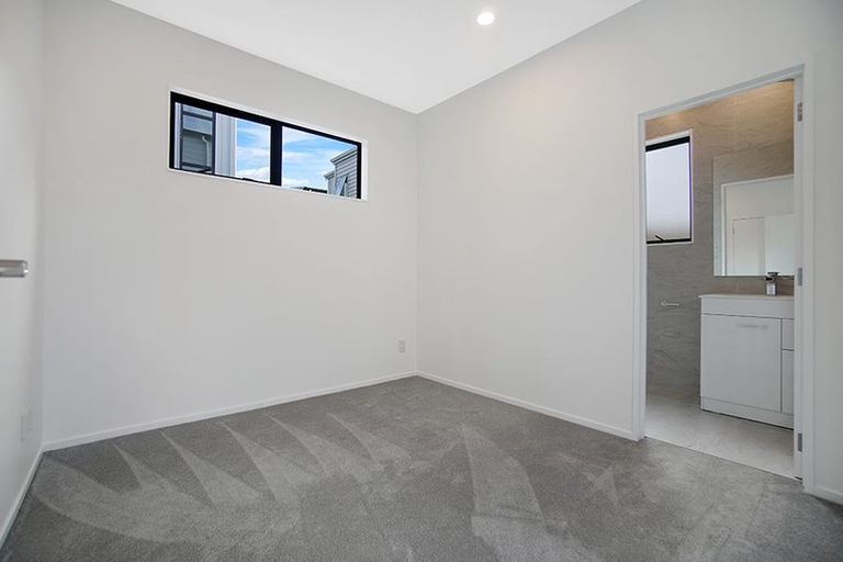 Photo of property in 74 Bellbird Street, Papakura, 2110