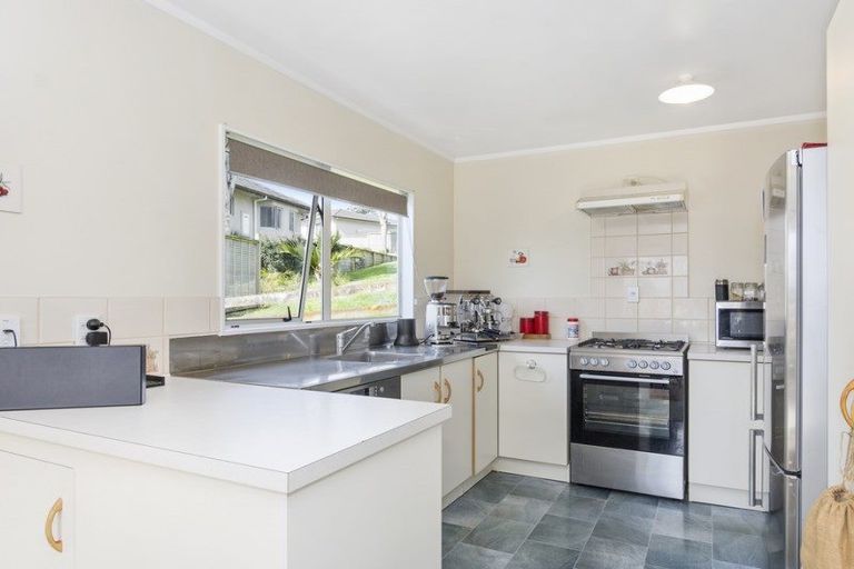 Photo of property in 181c Omokoroa Road, Omokoroa, 3114