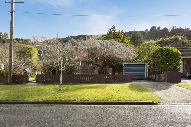 Photo of property in 21 Ainslee Place, North East Valley, Dunedin, 9010