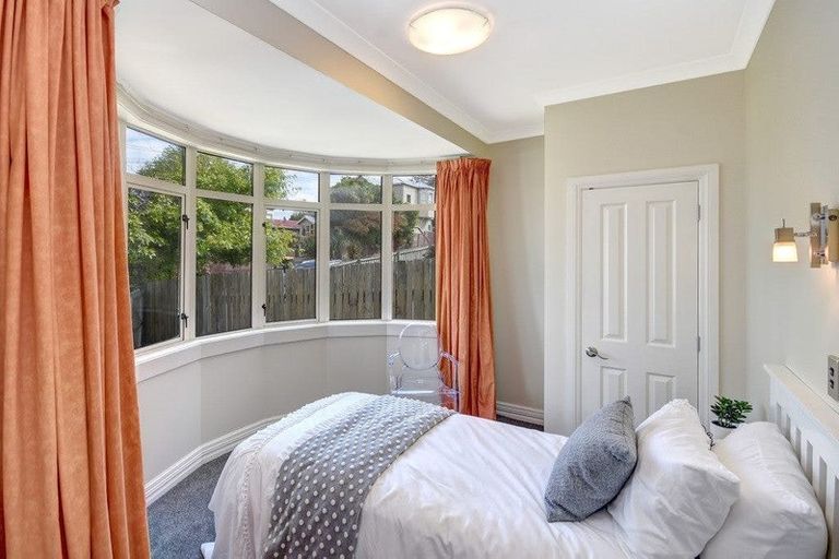 Photo of property in 9 Cochrane Street, Mornington, Dunedin, 9011