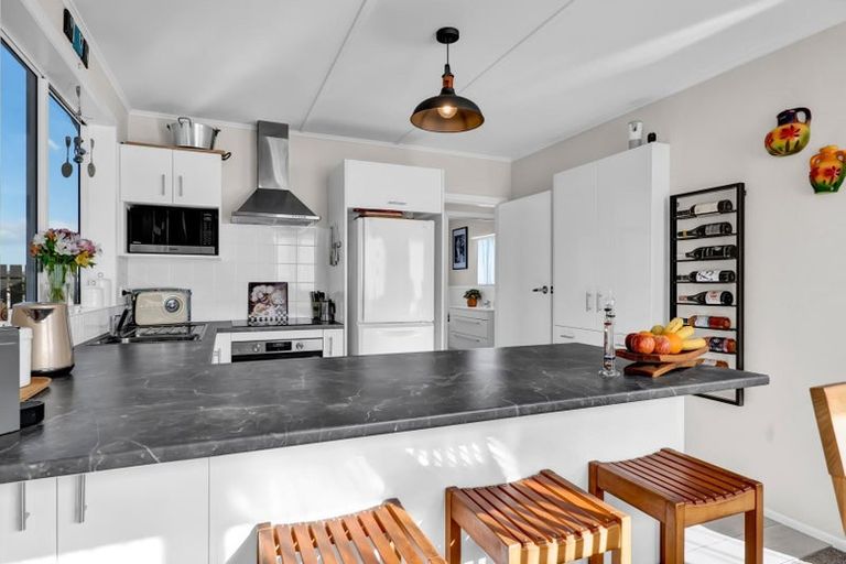 Photo of property in 19 Clearmont Crescent, Blagdon, New Plymouth, 4310