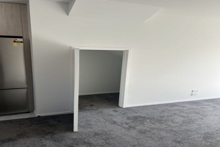 Photo of property in 2/1 Matata Place, Dallington, Christchurch, 8061